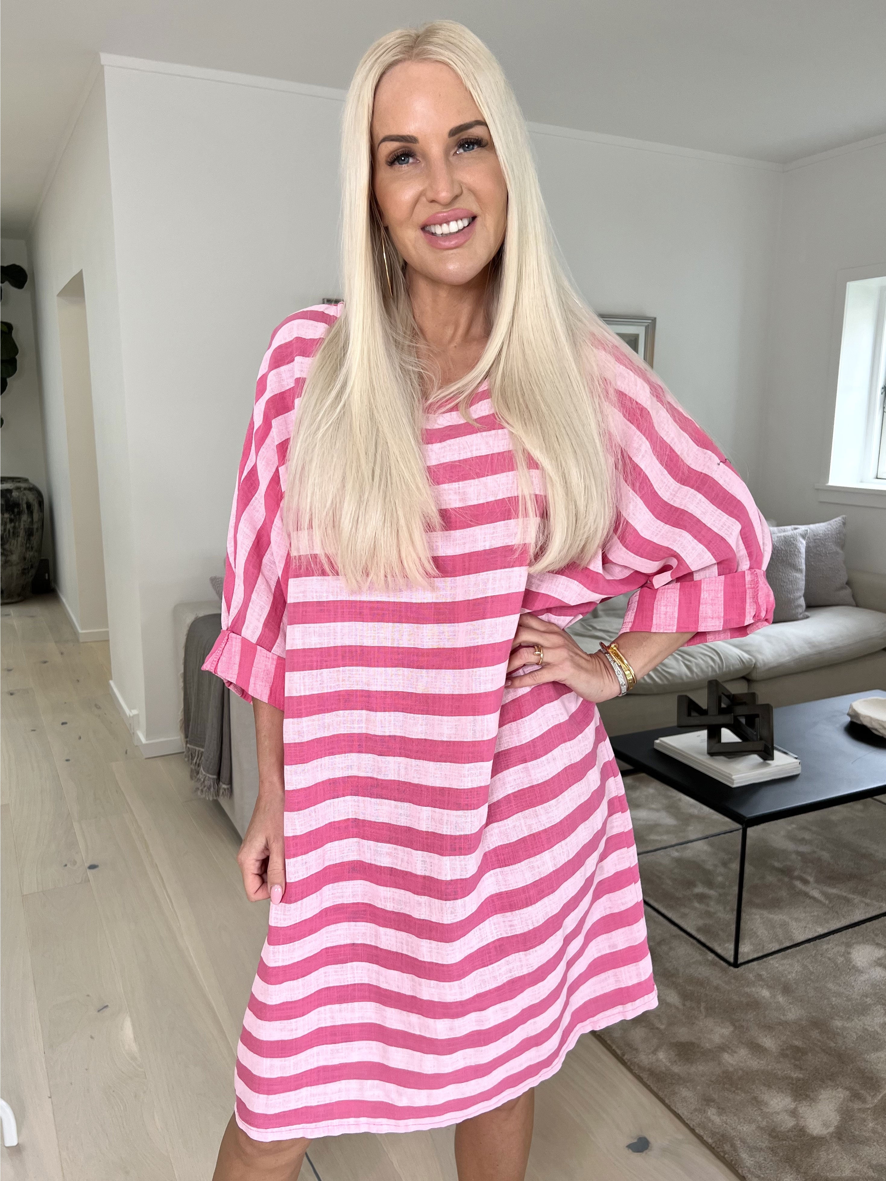 Claudine - Söt randig bomullsklänning